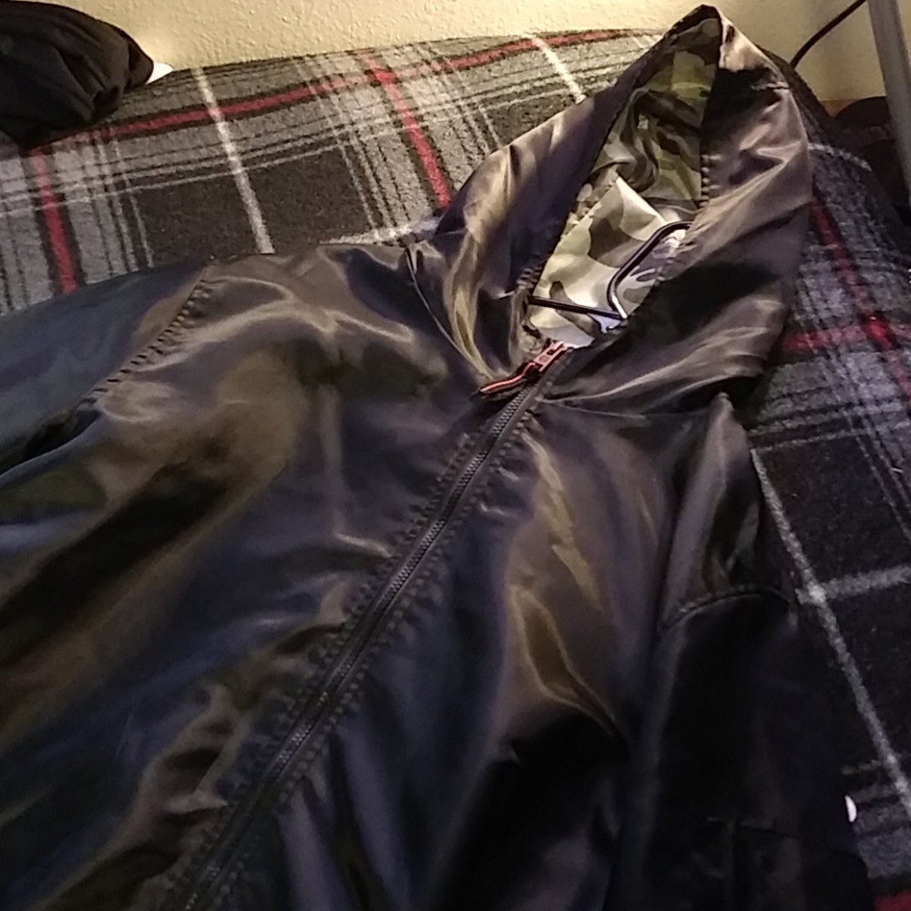 SWISS CROSS MENS WINDBREAKER W/ CAMO HOODIE XL